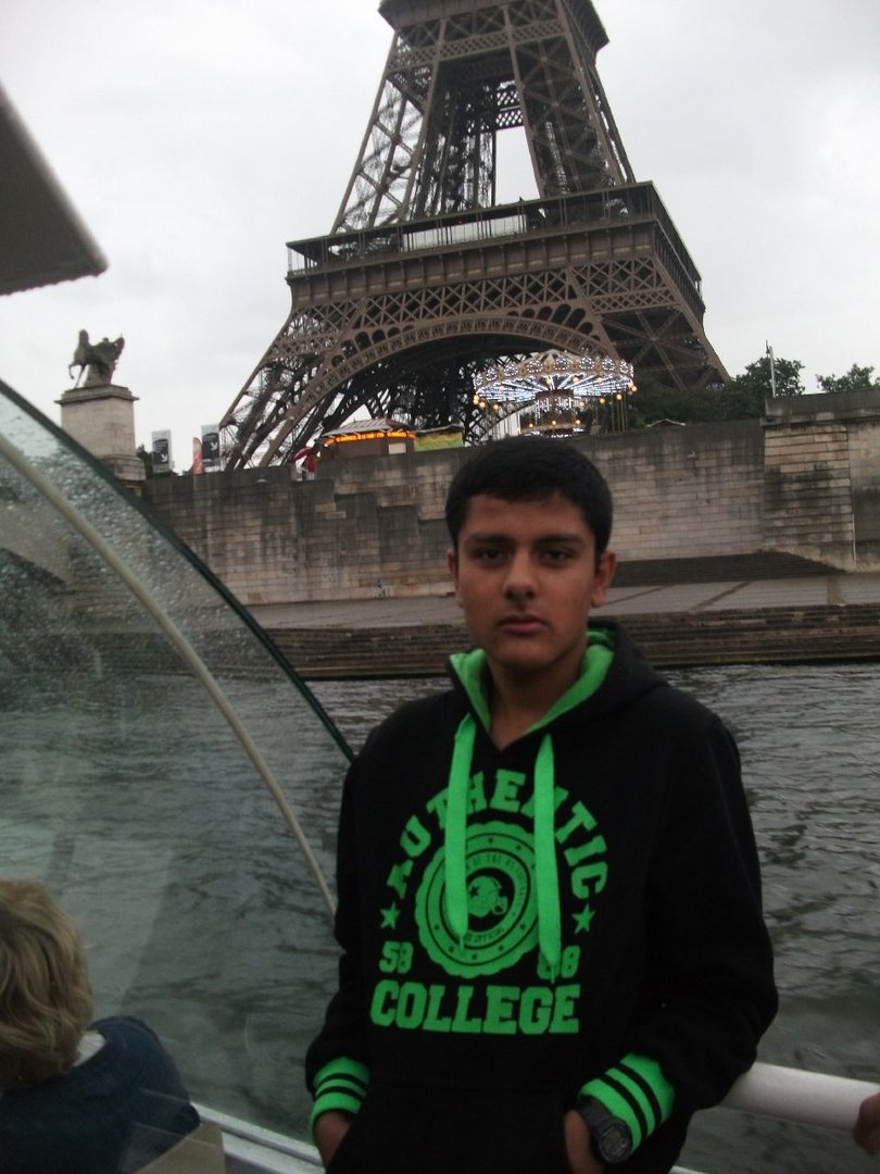 Post photo