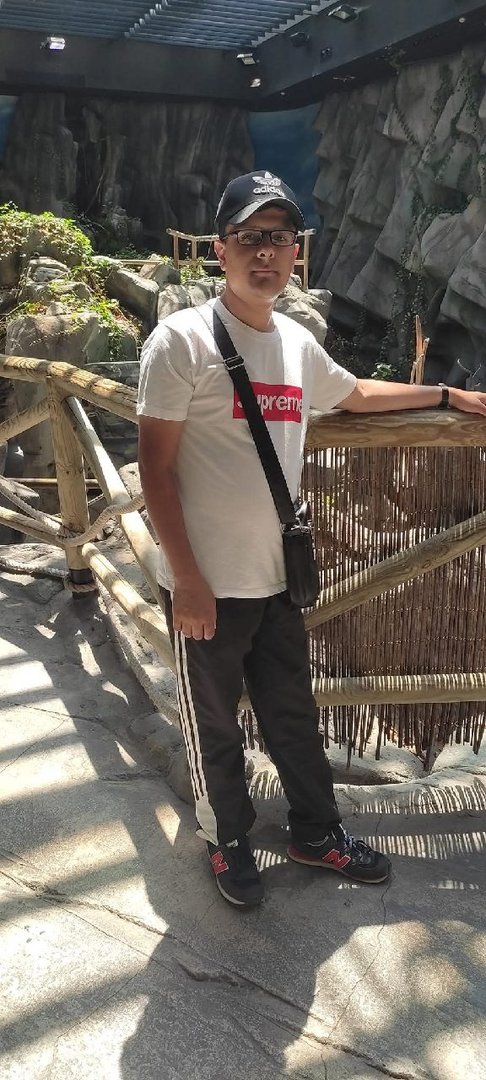 Post photo